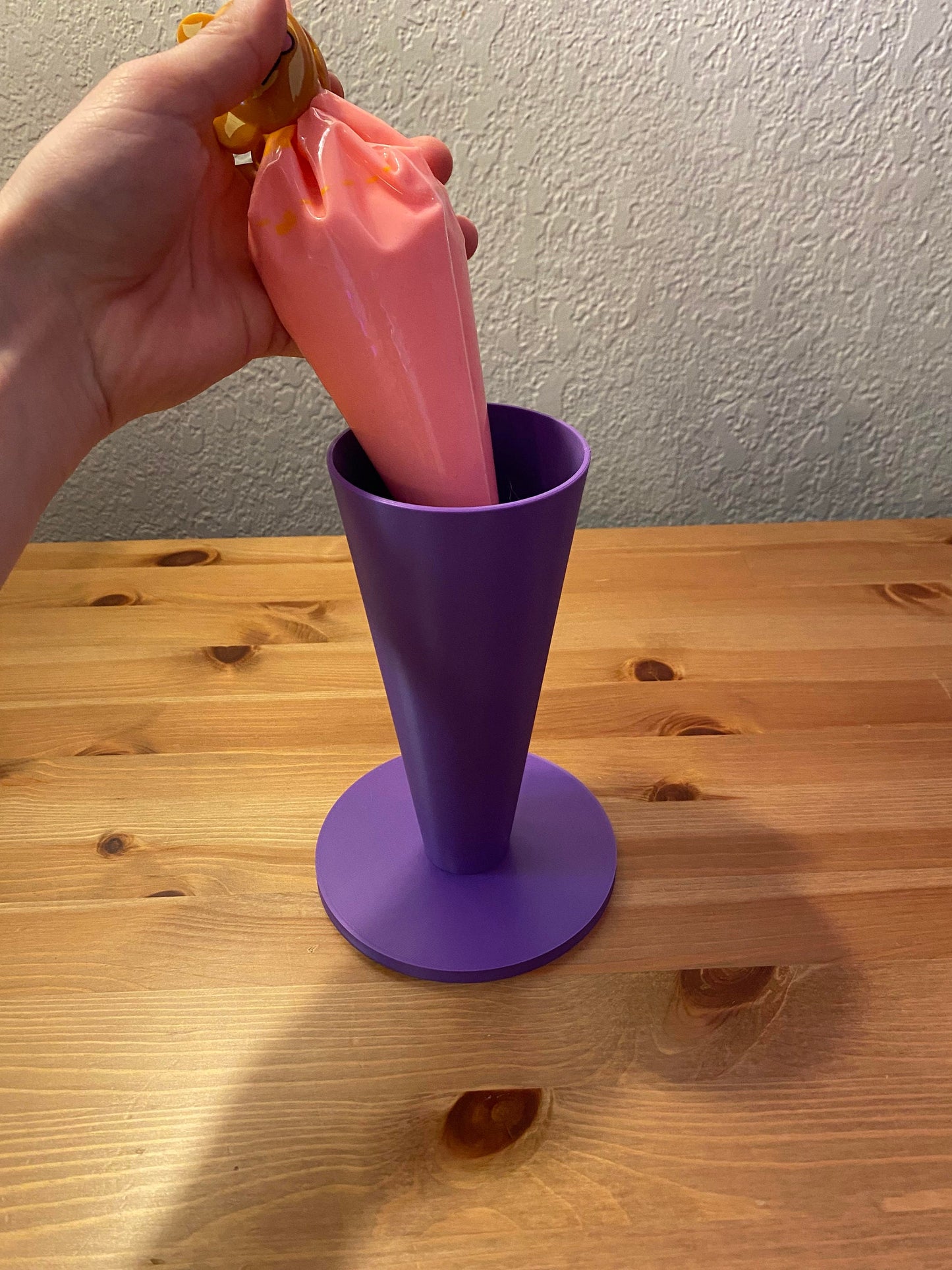 Pastry Bag Holder STL File for 3D Printing