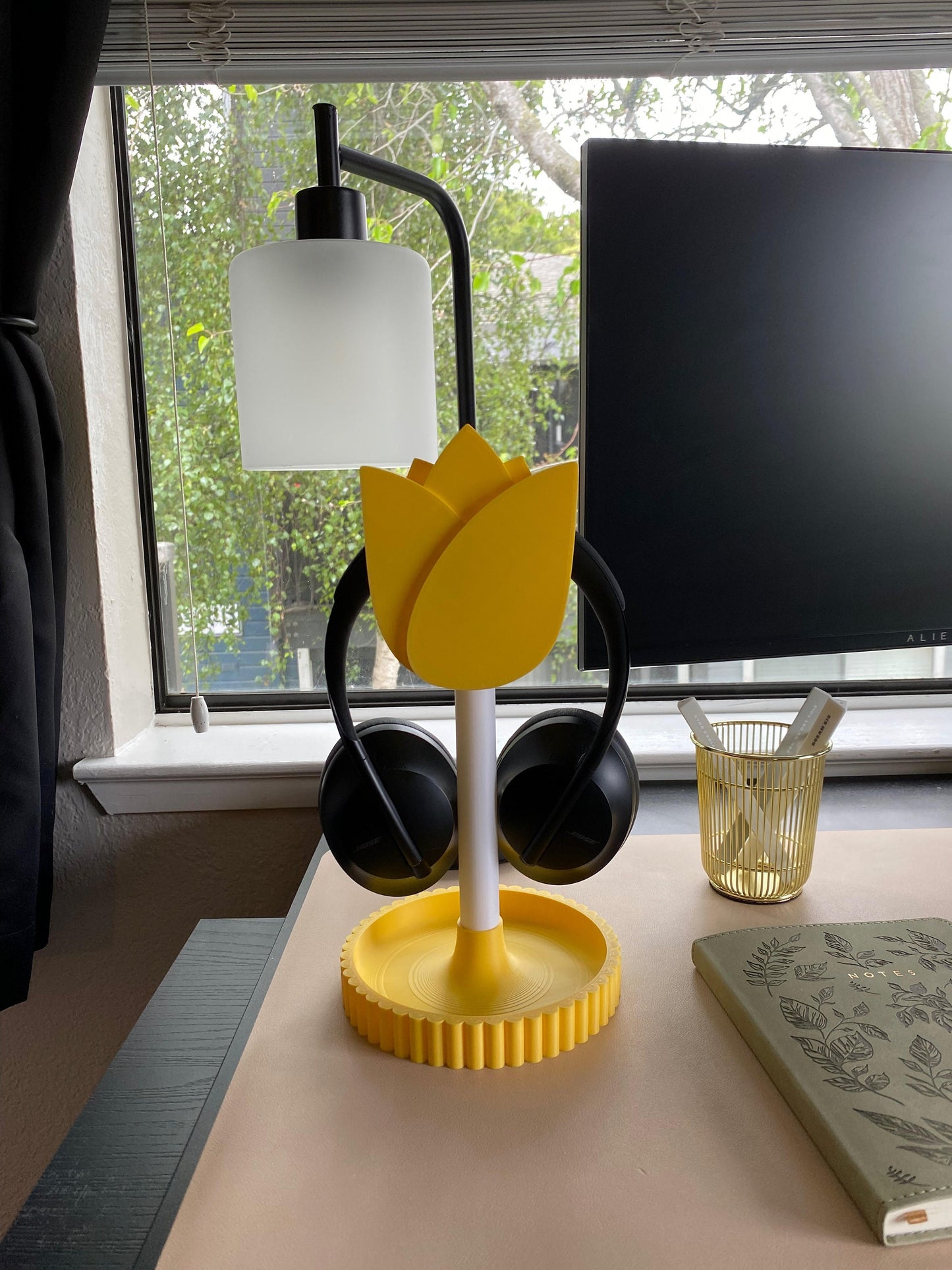 Universal Headphone Stand Base STL File for 3D Printing