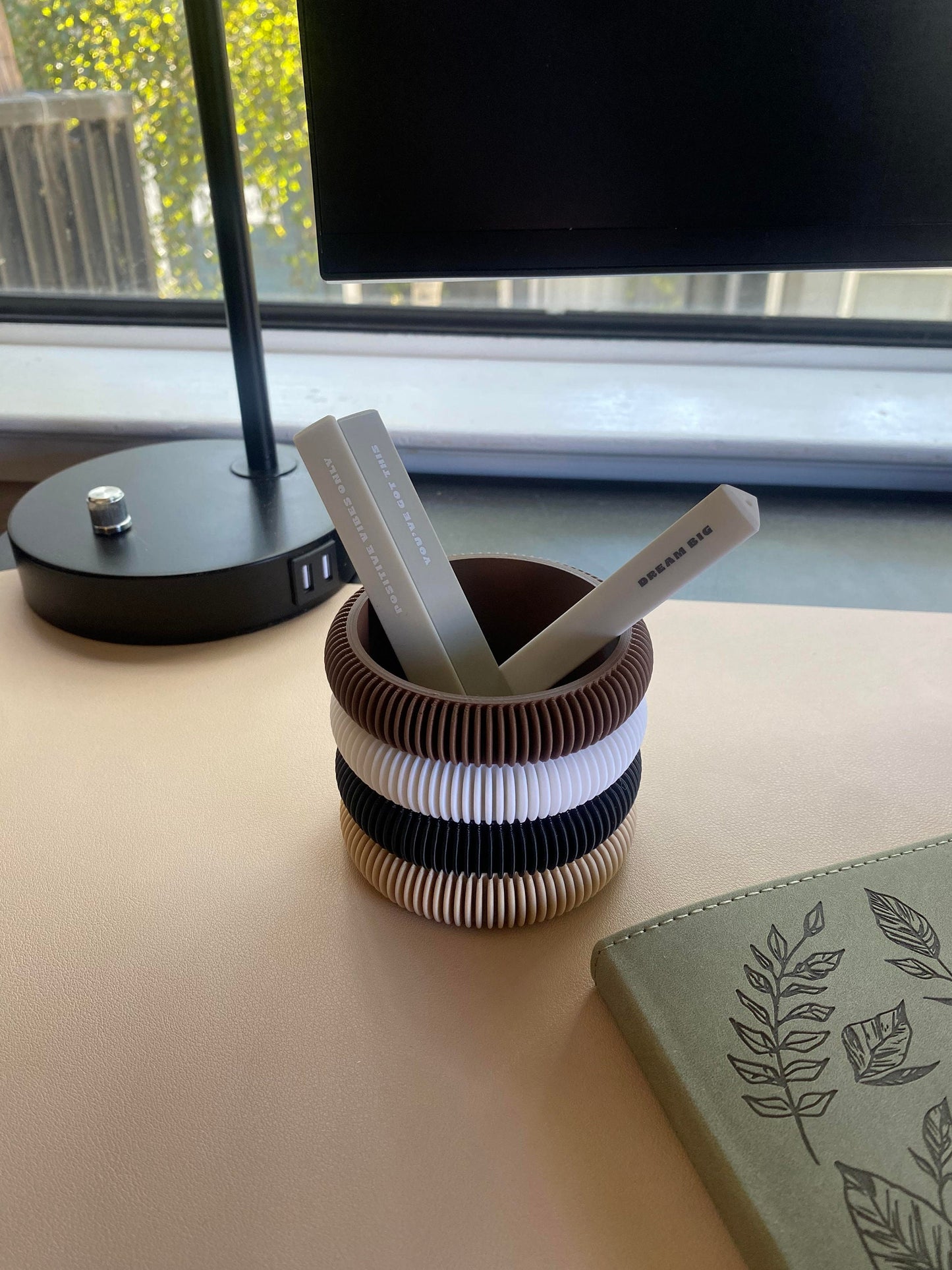 Japandi Inspired Pen Holder STL File for 3D Printing